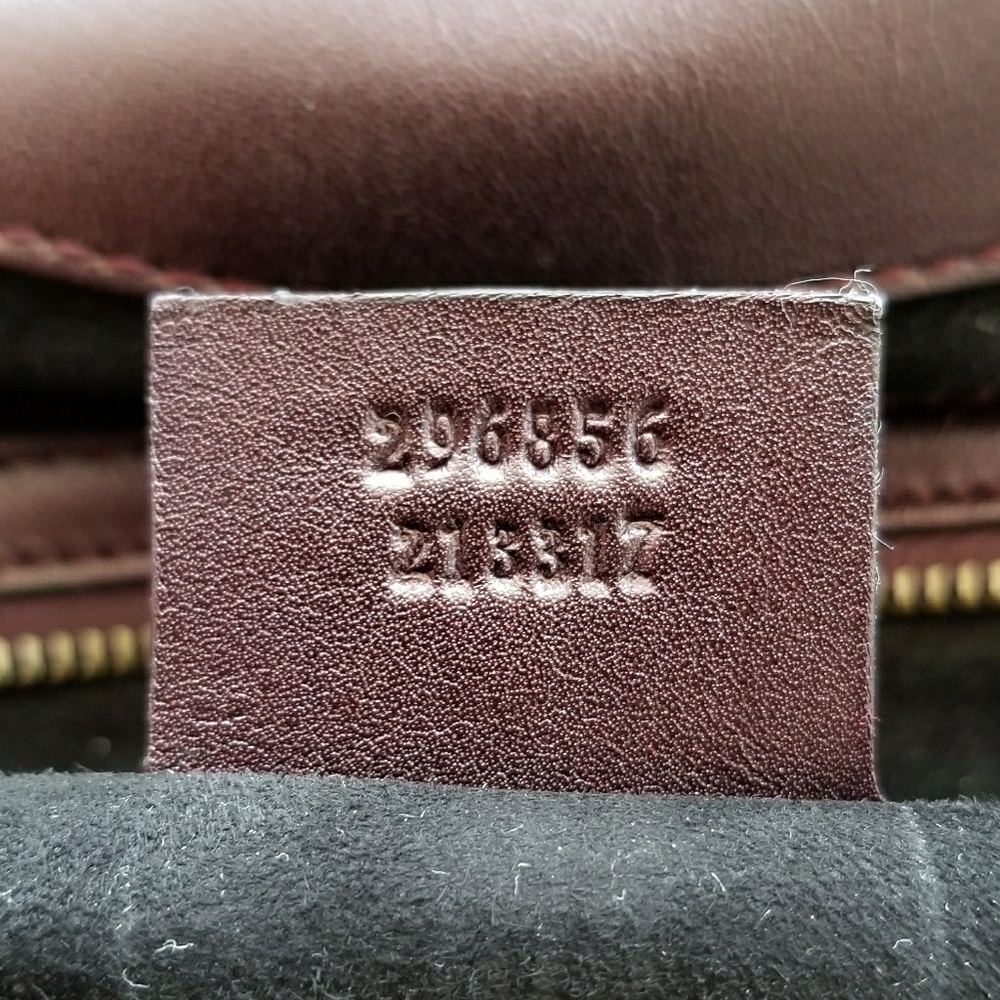 Gucci Soft Stirrup Python Medium Purple To - image 4